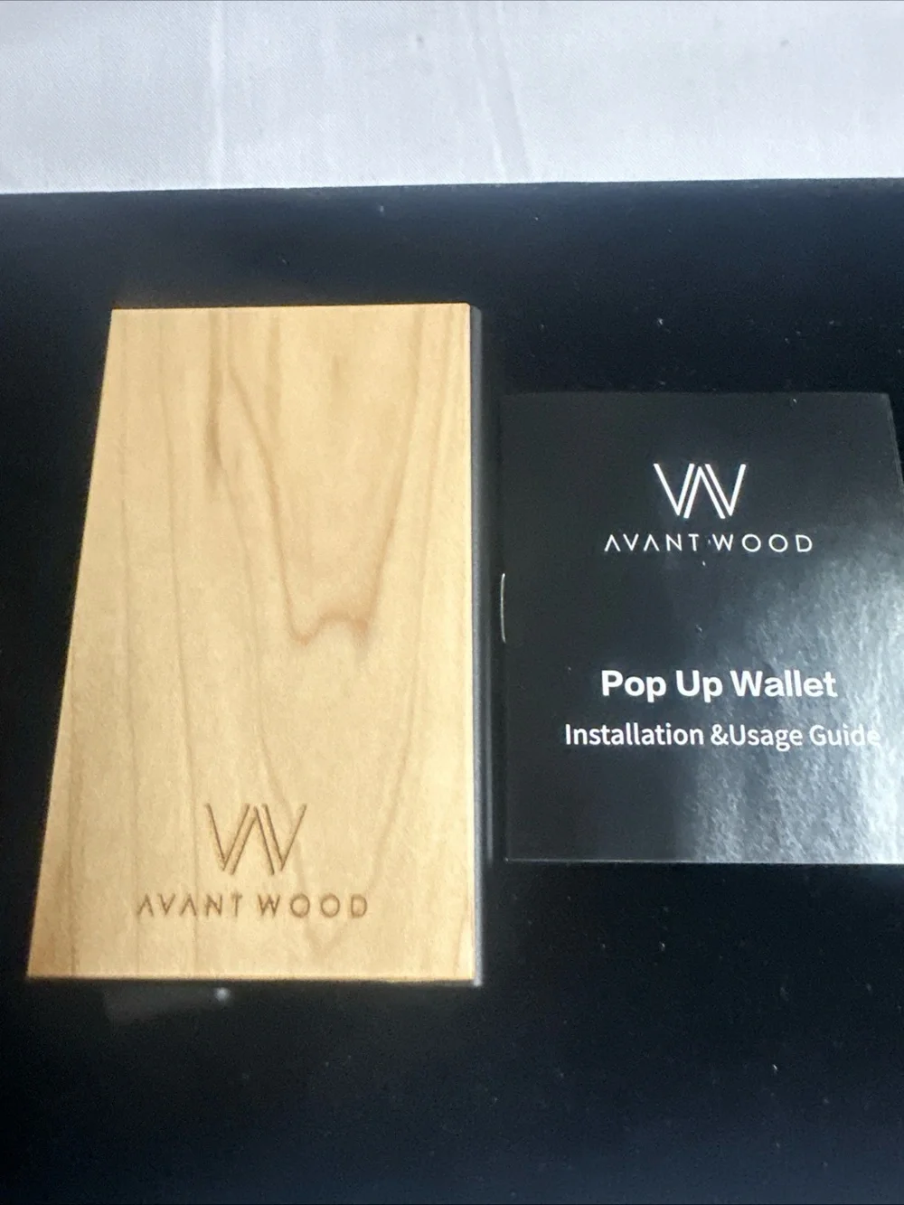Aventwood Men’s Wood Popup Wallet Cardholder
